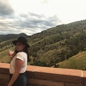 Meet your Posher, Phoebe